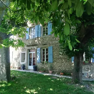 Independant Dans Ferme 18eme , Saint-Michel-sur-Savasse Frankrijk
