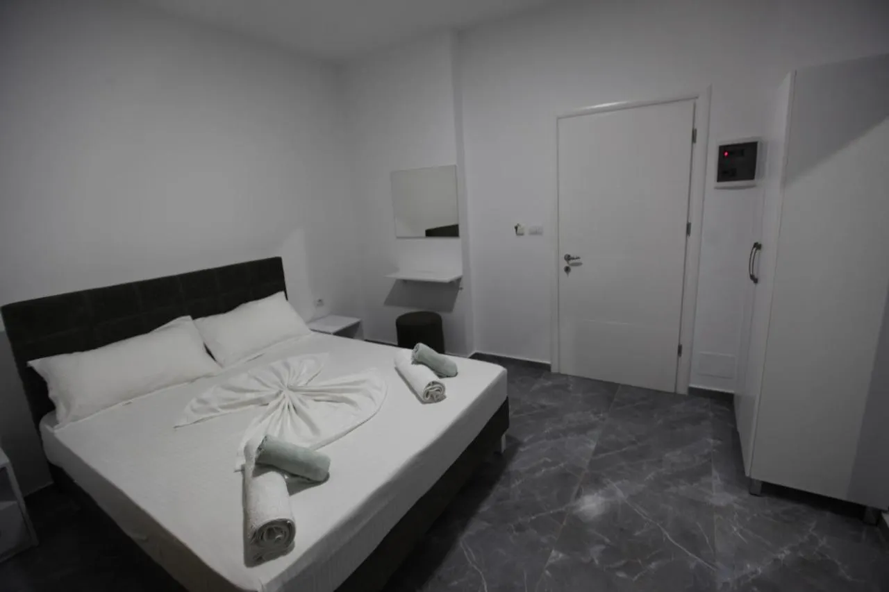 Hotel Seadel Ksamil 3*,